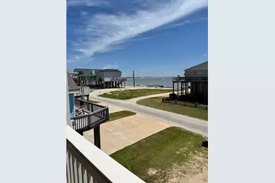 13007 Jolly Roger Drive, Freeport, TX 77541 - Photo 15