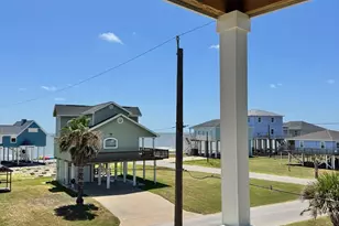 13007 Jolly Roger Dr, Freeport, TX 77541 - Photo 17