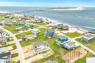 13007 Jolly Roger Dr, Freeport, TX 77541 - Photo 13