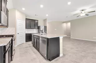 2710 Dark Lantern Ln, Rosenberg, TX 77471 - Photo 3