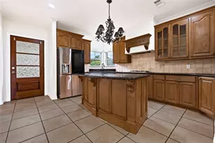 104 Mockingbird Ln, Bridge City, TX 77611 - Photo 7