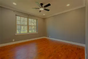 10207 Old Orchard Rd, La Porte, TX 77571 - Photo 9