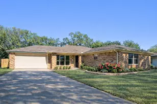 10207 Old Orchard Rd, La Porte, TX 77571 - Photo 1