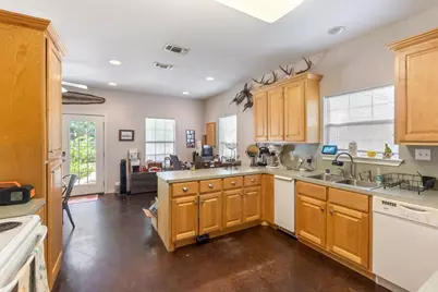 502 Brentwood Drive, Lufkin, TX 75901 - Photo 19