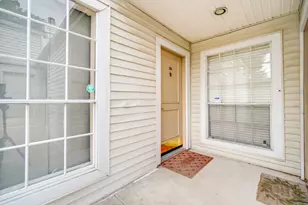 9809 Richmond Ave, Houston, TX 77042 - Photo 3