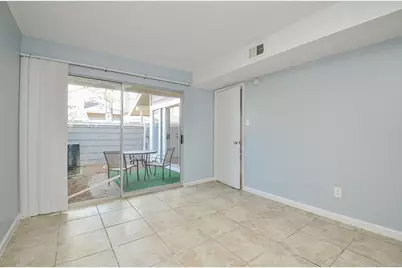 12114 Bob White Drive #121, Houston, TX 77035 - Photo 9