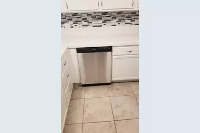 12114 Bob White Drive #121, Houston, TX 77035 - Photo 5