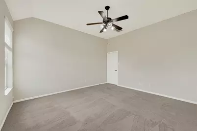 6806 Hunters Trace Lane, Baytown, TX 77521 - Photo 15