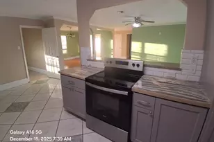 1350 Strawberry St, League City, TX 77573 - Photo 15