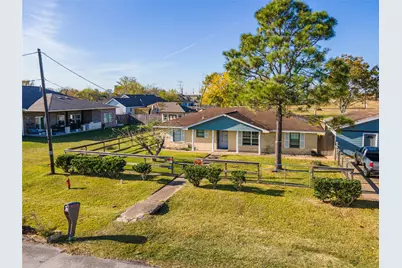 1350 Strawberry Street, League City, TX 77573 - Photo 29