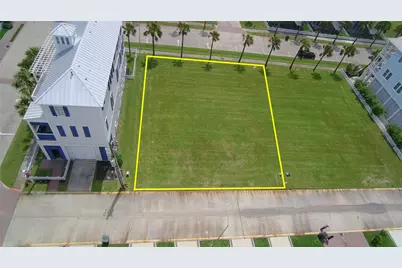 810 Ramsar Road, Galveston, TX 77550 - Photo 3