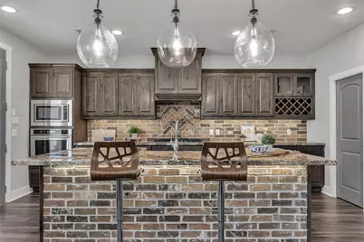 4671 Stonecrest Court S, Bryan, TX 77808 - Photo 11