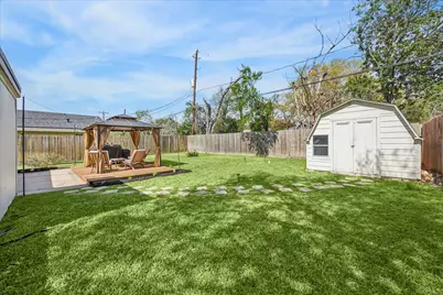 5226 Nina Lee Lane, Houston, TX 77092 - Photo 27