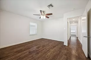 5226 Nina Lee Ln, Houston, TX 77092 - Photo 17
