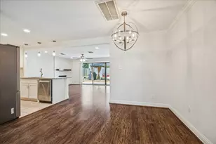 5226 Nina Lee Ln, Houston, TX 77092 - Photo 13