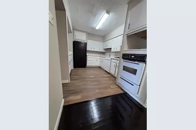 122 S Willow Street, Texas City, TX 77591 - Photo 5