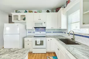 516 Treaty Dr, Surfside Beach, TX 77541 - Photo 11