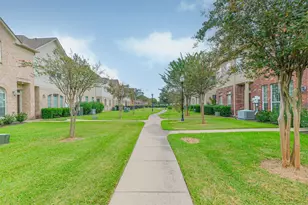 2843 Misty Heath Ln, Houston, TX 77082 - Photo 35
