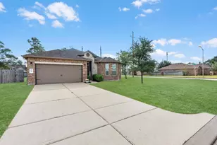 2215 Antler Trails Dr, Crosby, TX 77532 - Photo 25
