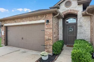 2215 Antler Trails Dr, Crosby, TX 77532 - Photo 3