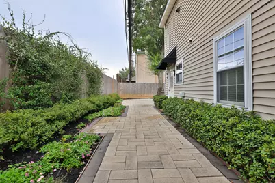 2209 Nantucket Drive #C, Houston, TX 77057 - Photo 31