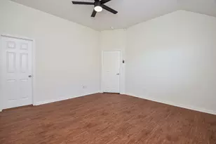 4026 Almond Lake Dr, Houston, TX 77047 - Photo 23