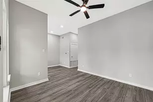 308 Bolden St, Houston, TX 77029 - Photo 7
