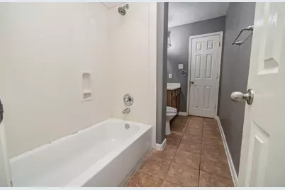 21606 Kings Bend Drive, Kingwood, TX 77339 - Photo 9