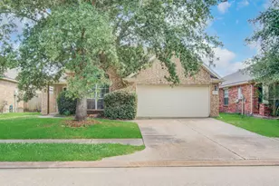 21606 Kings Bend Dr, Kingwood, TX 77339 - Photo 1