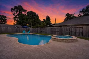 735 Broad Ripple Dr, Houston, TX 77336 - Photo 31