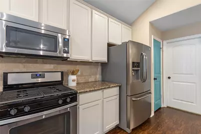 735 Broad Ripple Drive, Houston, TX 77336 - Photo 11