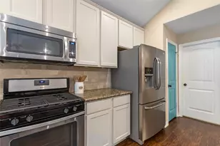 735 Broad Ripple Dr, Houston, TX 77336 - Photo 11