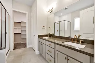 2517 S Houston Ave, Pearland, TX 77581 - Photo 9