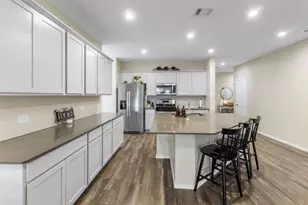 1008 Llano Trl, Dayton, TX 77535 - Photo 9