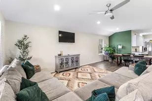 1008 Llano Trl, Dayton, TX 77535 - Photo 5