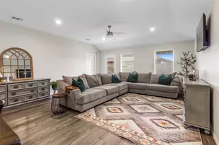 1008 Llano Trl, Dayton, TX 77535 - Photo 3