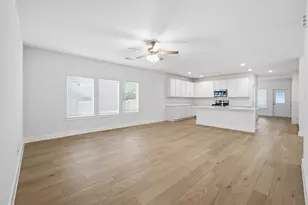 1712 15th St N, Texas City, TX 77590 - Photo 7