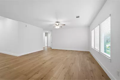 1712 15th St N, Texas City, TX 77590 - Photo 9