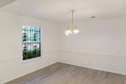 8526 Dashwood Drive, Houston, TX 77036 - Photo 7