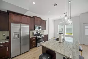 4402 McKinley St, Houston, TX 77051 - Photo 5