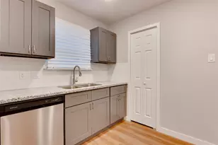2702 Reid St, Houston, TX 77026 - Photo 13