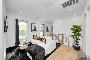 830 E 40th St, Houston, TX 77022 - Photo 27