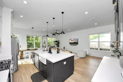 830 E 40th Street, Houston, TX 77022 - Photo 21