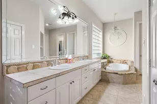 9902 Crestwater Cir, Magnolia, TX 77354 - Photo 13