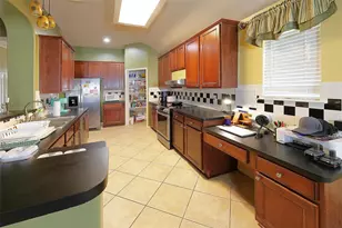 2142 Robinwood Dr, Deer Park, TX 77536 - Photo 15
