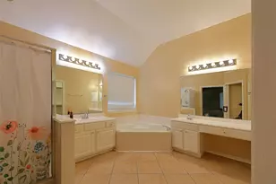 2142 Robinwood Dr, Deer Park, TX 77536 - Photo 11