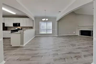 19119 Sprintwood Court, Humble, TX 77346 - Photo 5