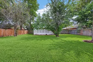 15818 Manfield Dr, Houston, TX 77082 - Photo 41