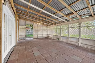 15818 Manfield Dr, Houston, TX 77082 - Photo 37
