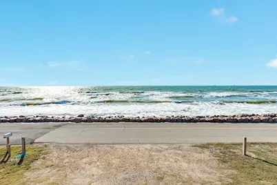 722 Beach Drive, Surfside Beach, TX 77541 - Photo 31